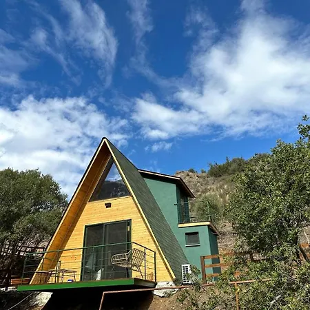 度假居 Unwind In A Warm Glamping With Serene Views & Fireside Comfort In Limassol, Cyprus Arakapas