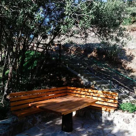 Unwind In A Warm Glamping With Serene Views & Fireside Comfort In Limassol, Cyprus * Arakapas